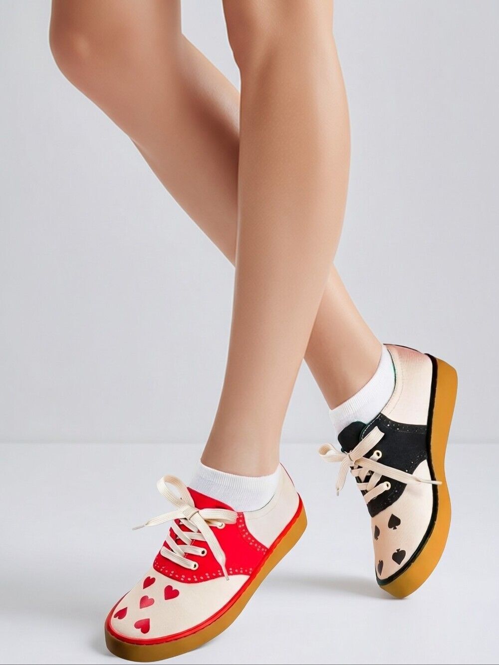 🩵NIB Hot Chocolate Canvas Poker Hearts Unisex Sneaker Shoes Size 7